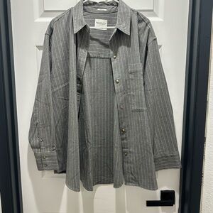 Abercrombie & Fitch Gray Striped Button Down Shirt